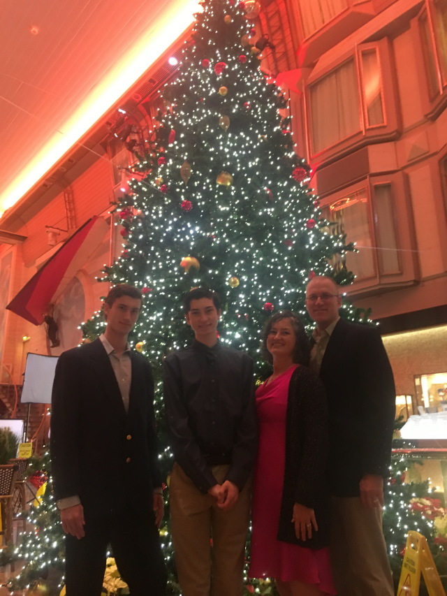 2017/12(December)/Royal-Carribean-Navigator-of-the-Seas-Cruise/640x480_2017-12-18-Cruise-15-Chance-Dax-Suzi-Travis-Christmas-Tree.JPG
