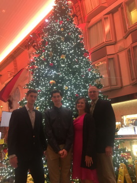 2017-12-18-Cruise-14-Chance-Dax-Suzi-Travis-Christmas-Tree.JPG