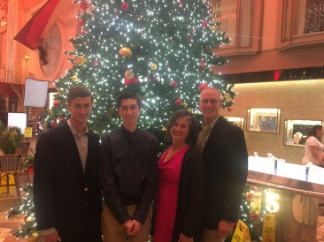 2017-12-18-Cruise-18-Chance-Dax-Suzi-Travis-Christmas-Tree.JPG