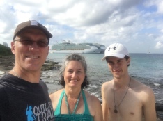 2017-12-19-Cruise-10-Travis-Suzi-Chance.JPG