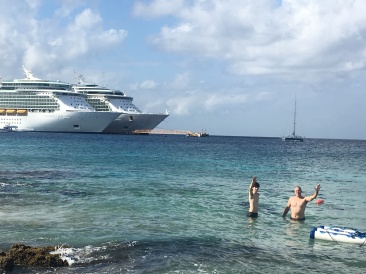 2017-12-19-Cruise-14-Dax-Travis.JPG