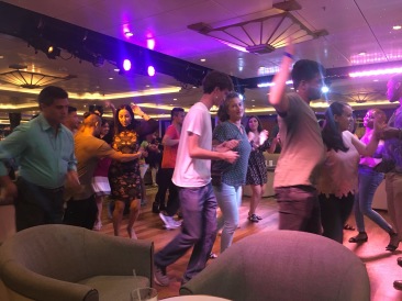 2017-12-19-Cruise-28-Salsa-Dancing-Chance-Suzi.JPG
