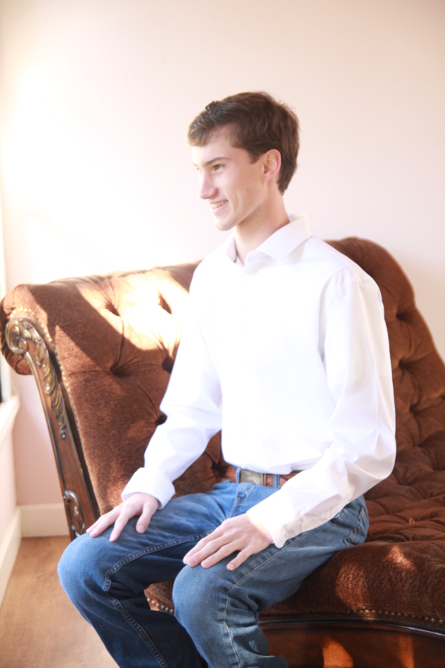 2018/01(January)/Chance-Senior-Pictures/2018-01-13-Chance-Senior-Pic-002.JPG