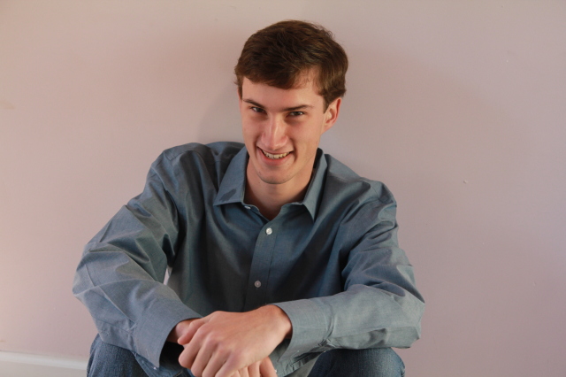 2018/01(January)/Chance-Senior-Pictures/640x480_2018-01-13-Chance-Senior-Pic-056.JPG