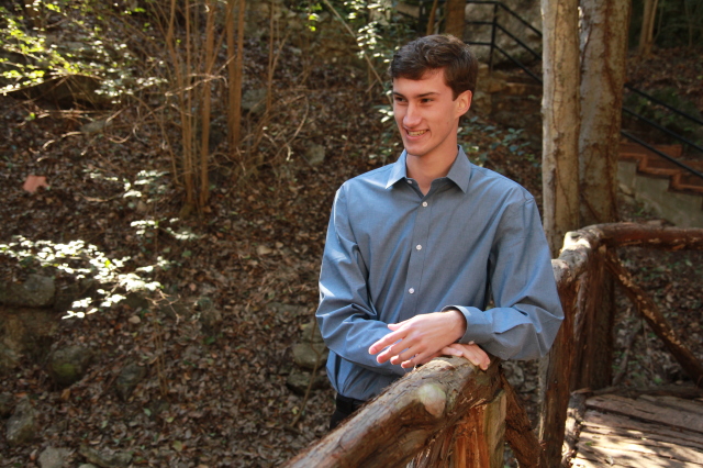 2018/01(January)/Chance-Senior-Pictures/640x480_2018-01-13-Chance-Senior-Pic-162.JPG