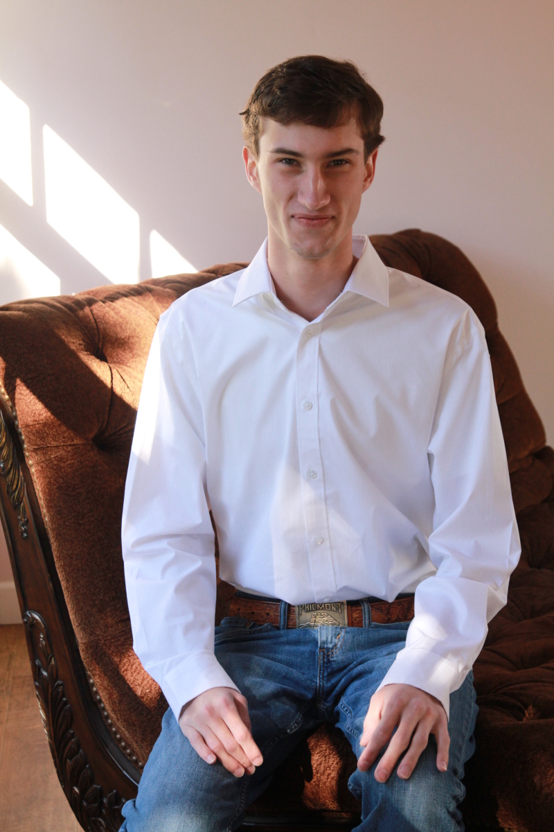 2018/01(January)/Chance-Senior-Pictures/800x600_2018-01-13-Chance-Senior-Pic-011.JPG