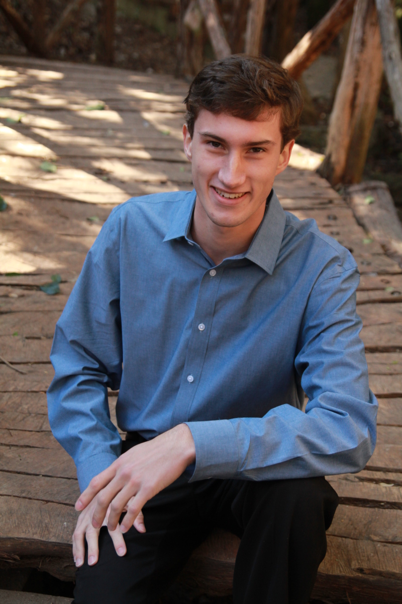 2018/01(January)/Chance-Senior-Pictures/800x600_2018-01-13-Chance-Senior-Pic-151.JPG