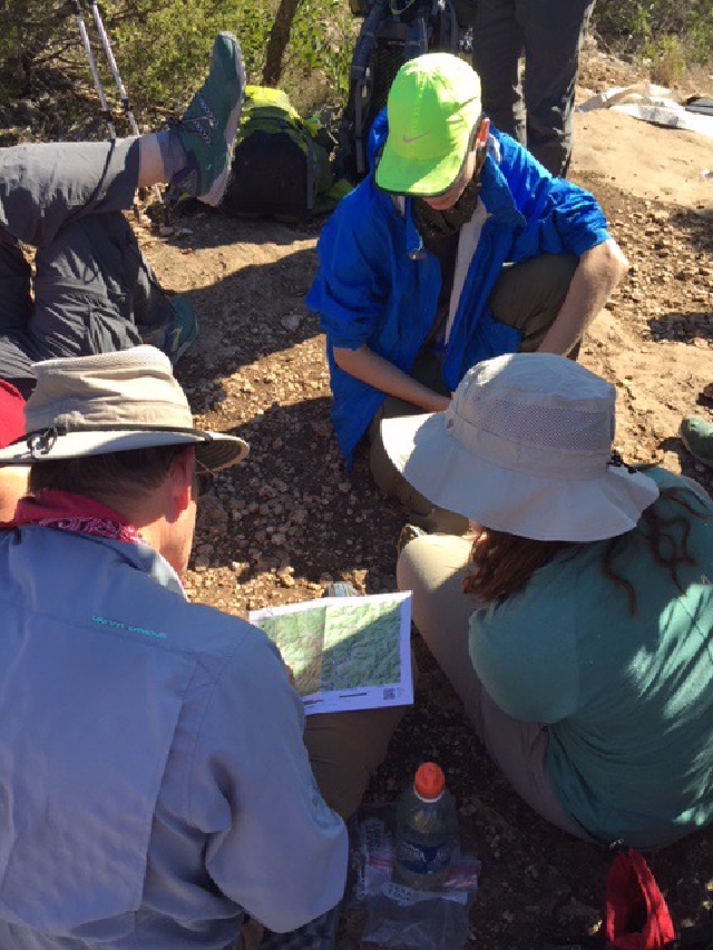 2018/01(January)/Crew8787-Lost-Maples-Camping/640x480_2018-01-15-Lost-Maples-Crew-8787-5-Carl-LauraLee-Dax-map-reading.JPG