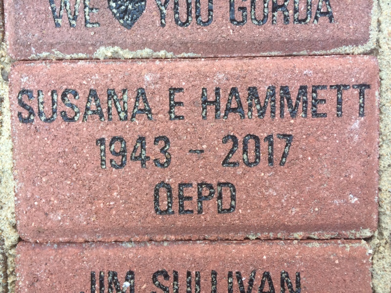 2018-01-29-4451-Susana-Hammett-Brick-Engraved-QEPD.JPG