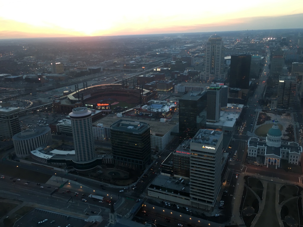 2018/01(January)/VA-St-Louis/1024x768_2018-01-31-11-St-Louis-VA-Arch.JPG