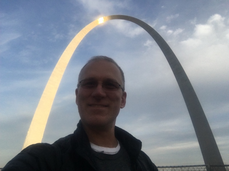 2018/01(January)/VA-St-Louis/800x600_2018-01-31-03-St-Louis-VA-Arch-Travis-GOOD.JPG