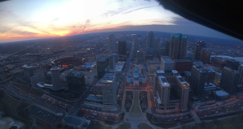 2018/01(January)/VA-St-Louis/800x600_2018-01-31-14-St-Louis-VA-Arch.JPG