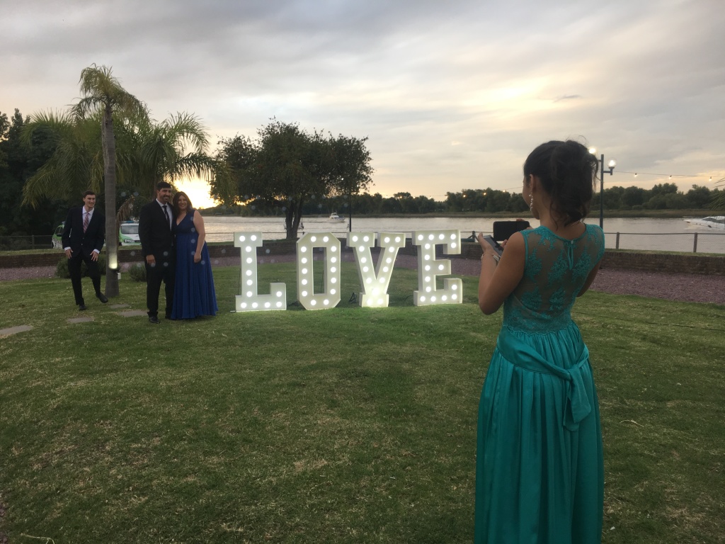 2018/03(March)/Argentina-Lio-Gabby-Wedding/1024x768_2018-03-24-Argentina-037-Chance-Adrian-MariaLaura-Maru.JPG