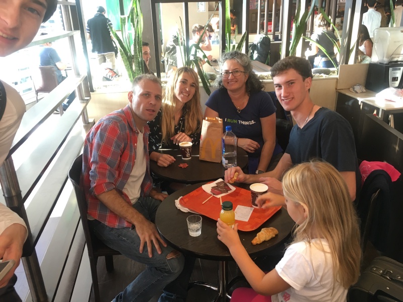 2018/03(March)/Argentina-Lio-Gabby-Wedding/800x600_2018-03-25-Argentina-53-Dax-Leo-Adriana-Suzi-Chance-Clara.JPG