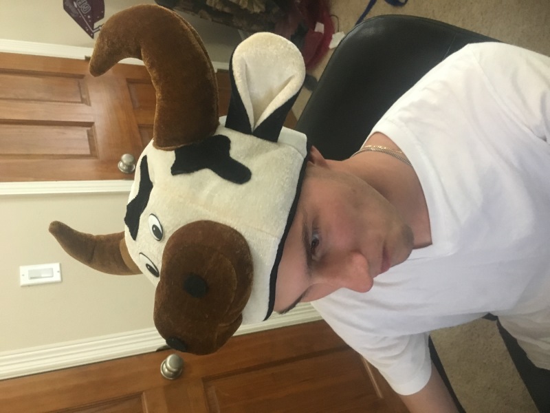 2018/04(April)/Chance-Chick-Fil-A/800x600_2018-07-10-Chance-working-Chick-Fil-A-1.JPG