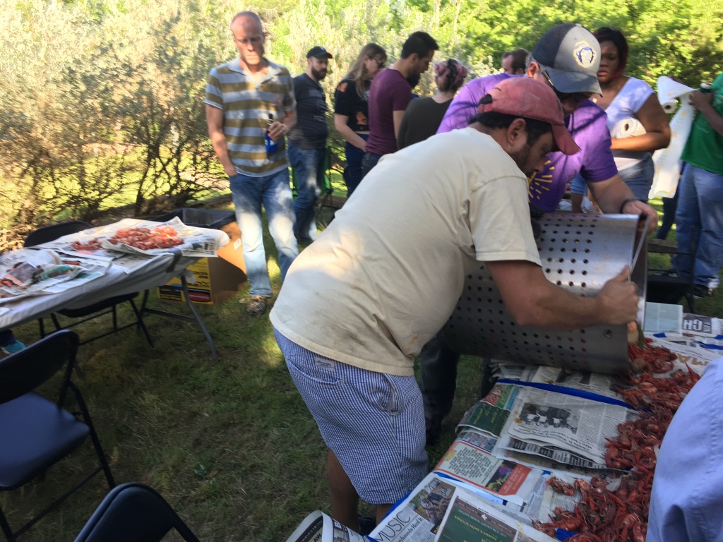 2018/04(April)/Crawfish-Boil-Mark-Diane/2018-04-14-Mark-Diane-Crawfish-Boil-01.JPG