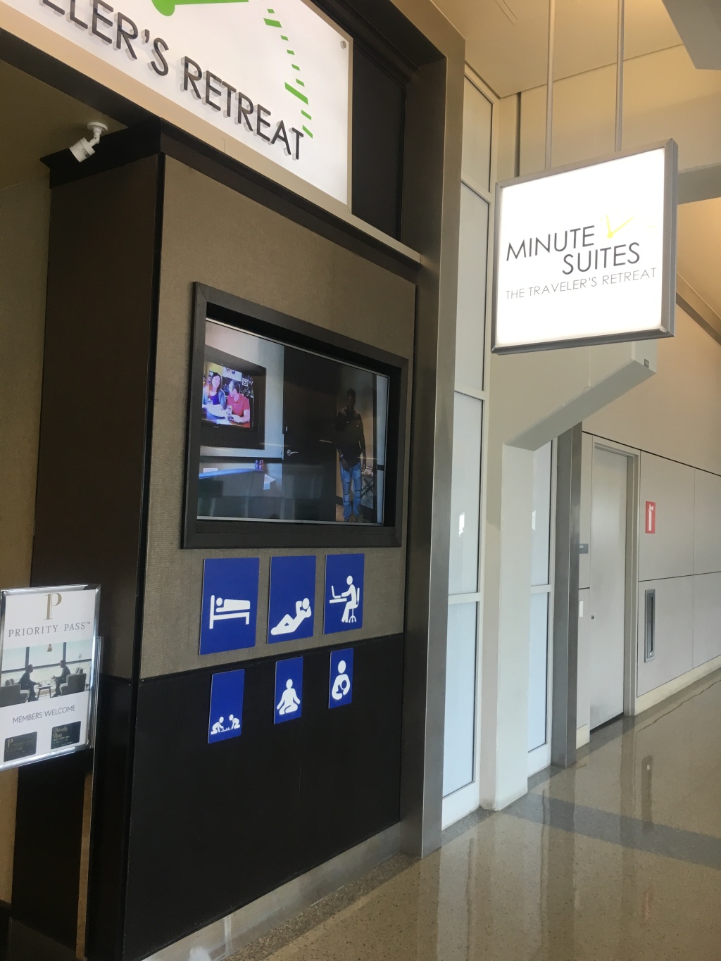 2018/04(April)/Misc/1024x768_2018-04-10-Dallas-Airport.JPG
