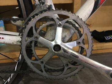 2018-04-14-Travis-Bike-Chain-Ring-worn-out-15000miles-2.JPG