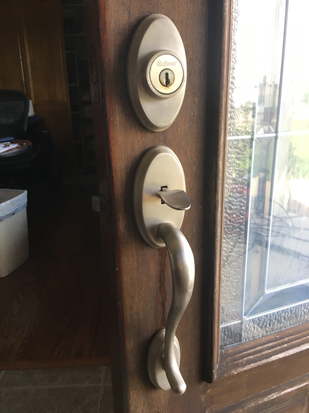 2018/05(May)/Front-Door-Knob-Replacement/1024x768_2018-05-22-Front-Door-Knob-Replacement-3.JPG
