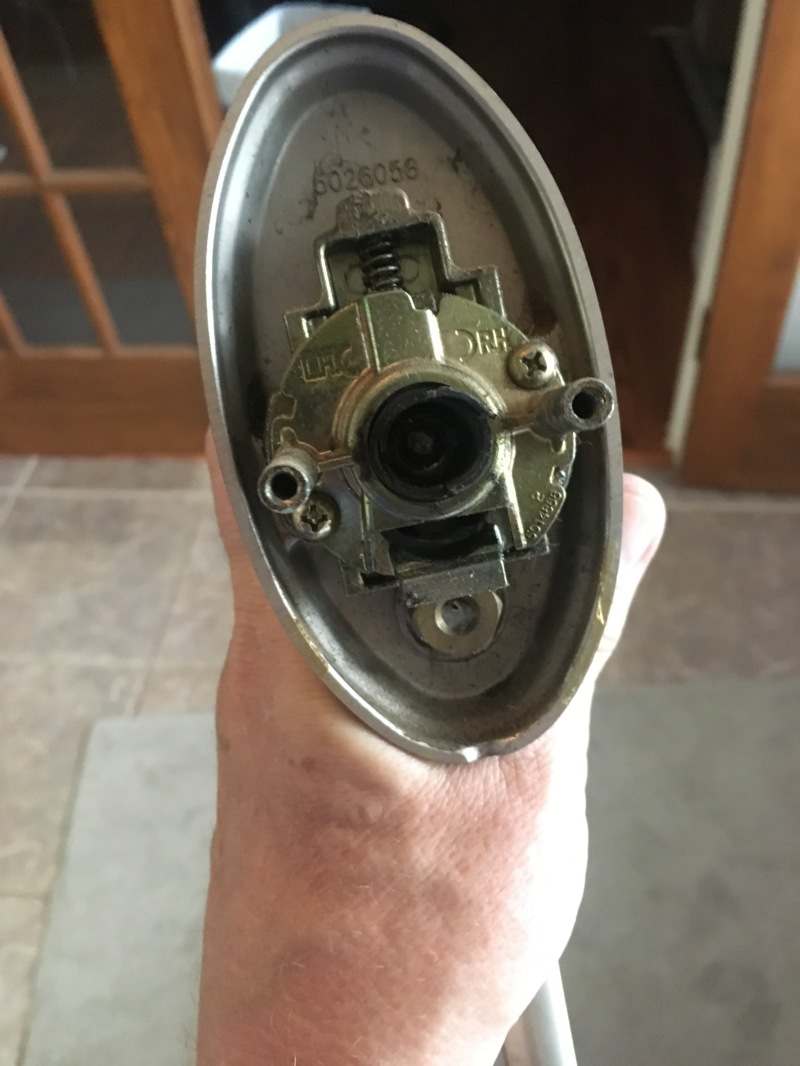 2018/05(May)/Front-Door-Knob-Replacement/800x600_2018-05-22-Front-Door-Knob-Replacement-2.JPG
