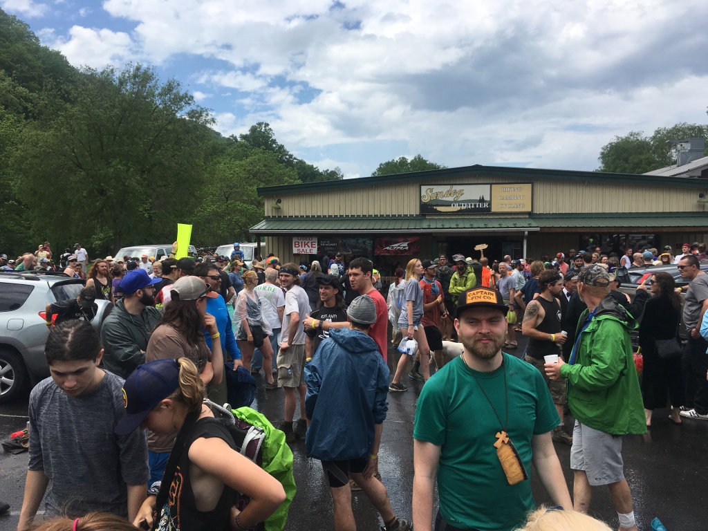 2018/05(May)/TrailDays-2018/1024x768_2018-05-19-TrailDays-11-parade.JPG