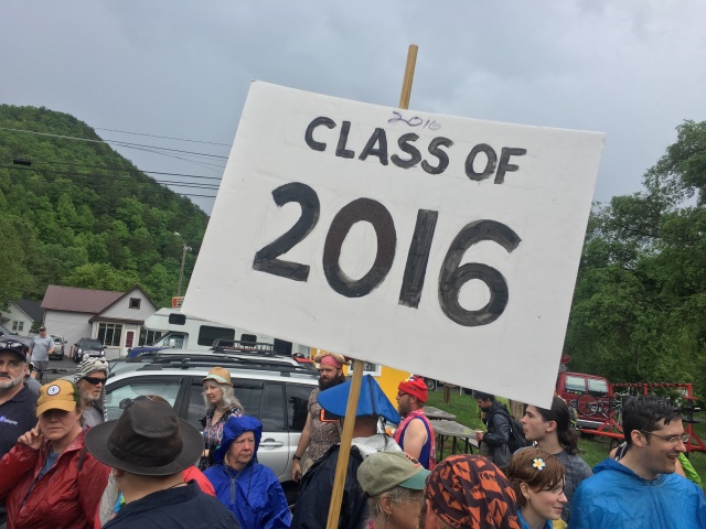 2018/05(May)/TrailDays-2018/640x480_2018-05-19-TrailDays-08-parade.JPG