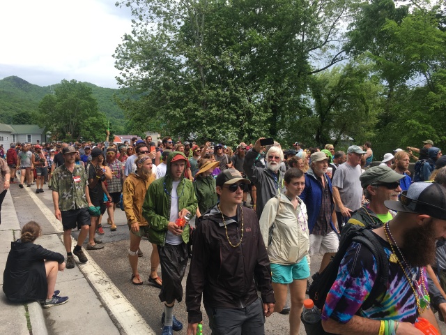 2018/05(May)/TrailDays-2018/640x480_2018-05-19-TrailDays-25-parade.JPG