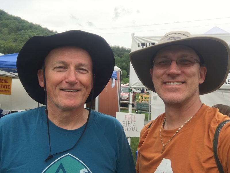2018/05(May)/TrailDays-2018/800x600_2018-05-18-TrailDays-19-GrandDaddyLongLegs-BevoHi-Travis.JPG