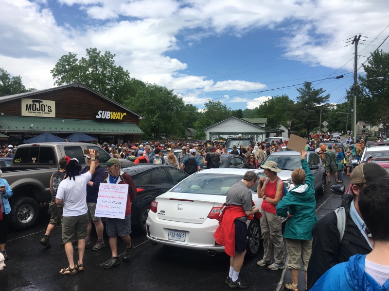 2018/05(May)/TrailDays-2018/800x600_2018-05-19-TrailDays-13-parade.JPG