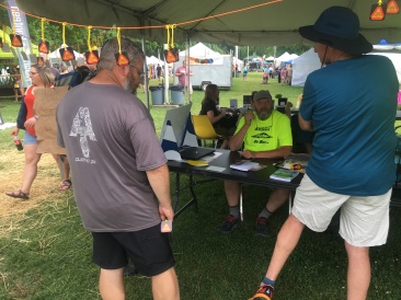2018-05-18-TrailDays-24-Slow-DrFixIt-GrandDaddyLongLegs.JPG