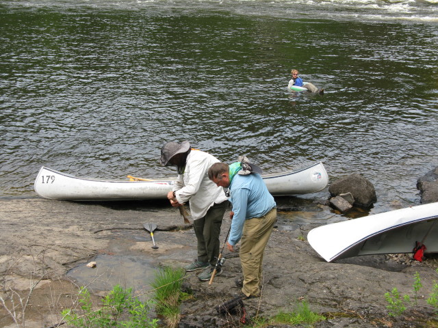 2018/06(June)/Northern-Tier-Crew-8787/640x480_2018-06-20-Northern-Tier-Crew8787-01-Travis-Bob-Knox-cleaning-fish.JPG