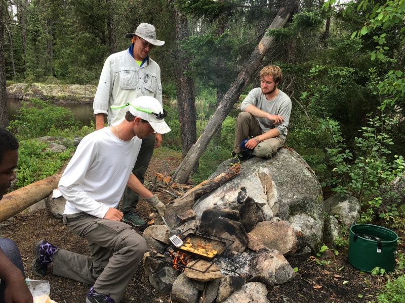 2018/06(June)/Northern-Tier-Crew-8787/800x600_2018-06-16-Northern-Tier-Crew8787-15-Chance-Travis-Knox-grilling-fish.JPG