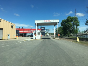 2018-06-12-Northern-Tier-Crew8787-00-Canadian-Border.JPG