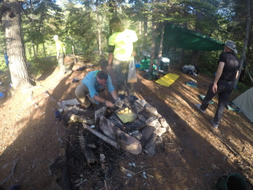 2018-06-18-Northern-Tier-Crew8787-24-Bob-Eric-fish-fry.JPG