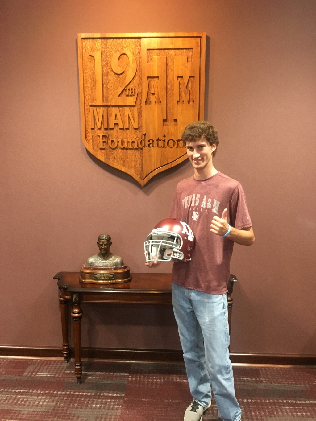 2018/06(June)/TAMU-Orientation-Chance/1024x768_2018-06-29-TAMU-orientation-13-Chance-12th-Man.JPG