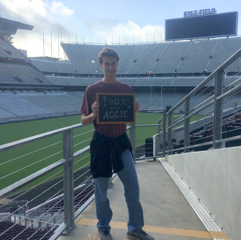 2018/06(June)/TAMU-Orientation-Chance/800x600_2018-06-28-TAMU-Orientation-Chance-4.JPG