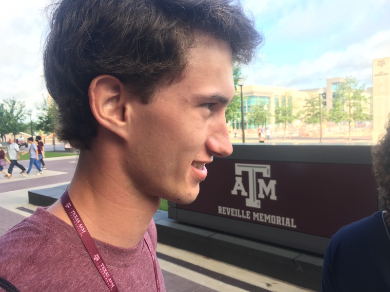 2018/06(June)/TAMU-Orientation-Chance/800x600_2018-06-28-TAMU-Orientation-Chance-5.JPG