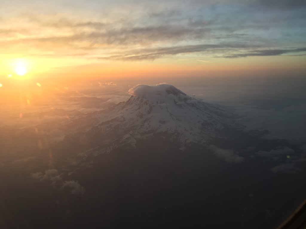 2018/06(June)/VA-Seattle-WA/1024x768_2018-06-08-VA-Seattle-Mt-Rainier-sunrise-4.JPG