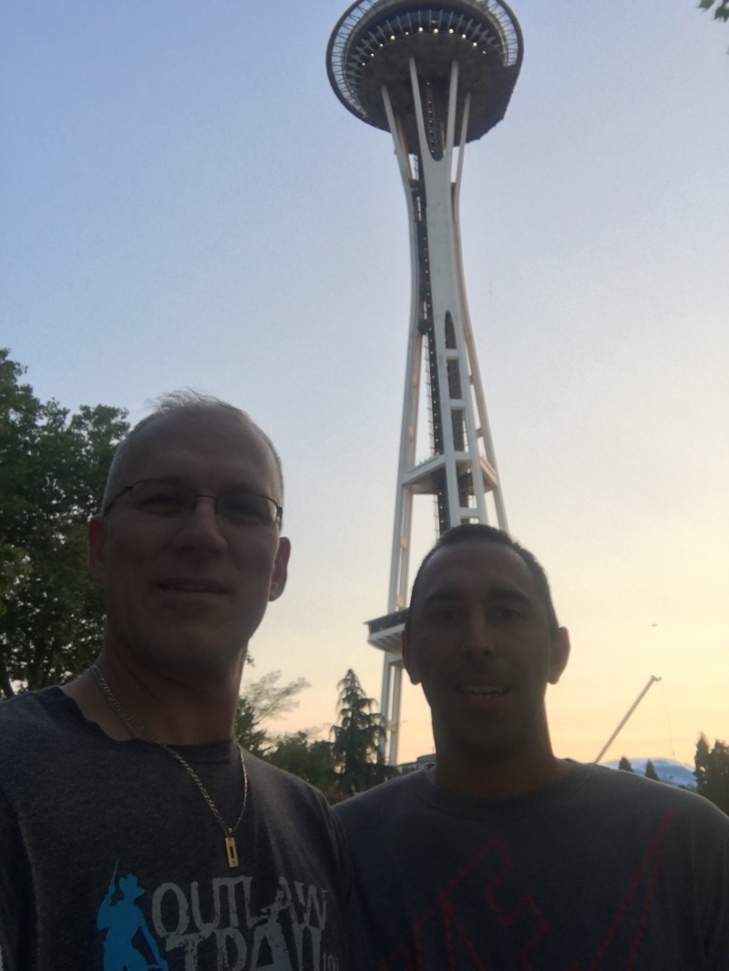 2018/06(June)/VA-Seattle-WA/800x600_2018-06-06-VA-Seattle-Travis-Mark-Space-Needle-2.JPG