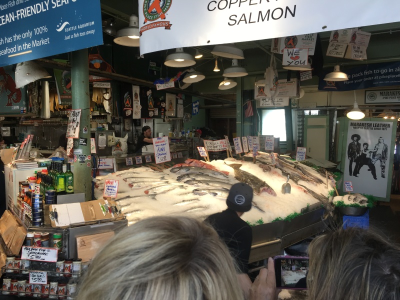 2018/06(June)/VA-Seattle-WA/800x600_2018-06-07-VA-Seattle-1-Fish-Market.JPG