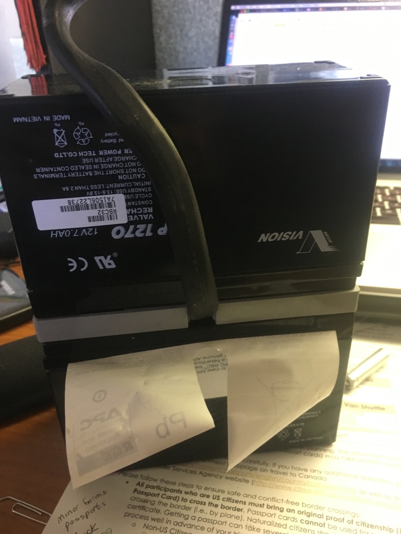 2018/07(July)/Misc/800x600_2018-07-20-UPS-batteries-1.JPG