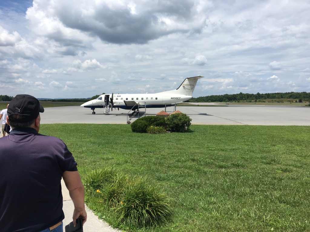 2018/07(July)/VA-Beckly-WV/1024x768_2018-07-27-VA-Beckley-WV-4-tiny-plane.JPG