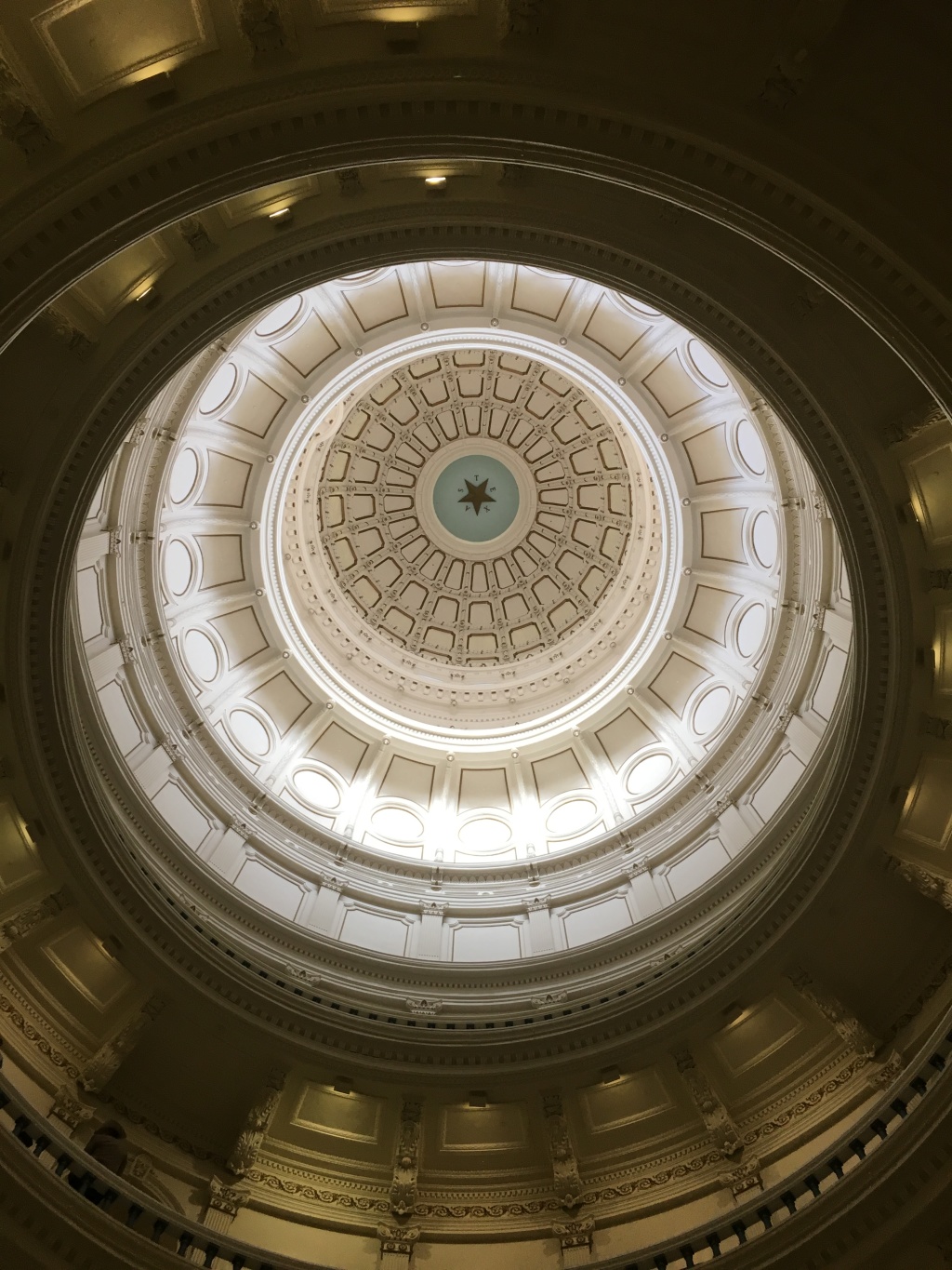 2019/01(January)/Austin-Capitol/1024x768_2019-01-29-4-State-Capitol.JPG