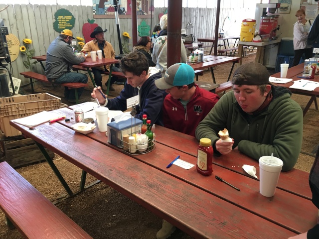 2019/01(January)/Lost-Maples-Camping/640x480_2019-01-21-03-Lost-Maples-Camping-Chance-Dominic-Ben.JPG