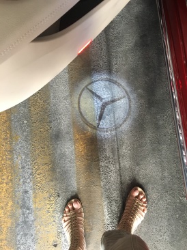 2019-02-15-Mercedes-logo-on-ground.JPG