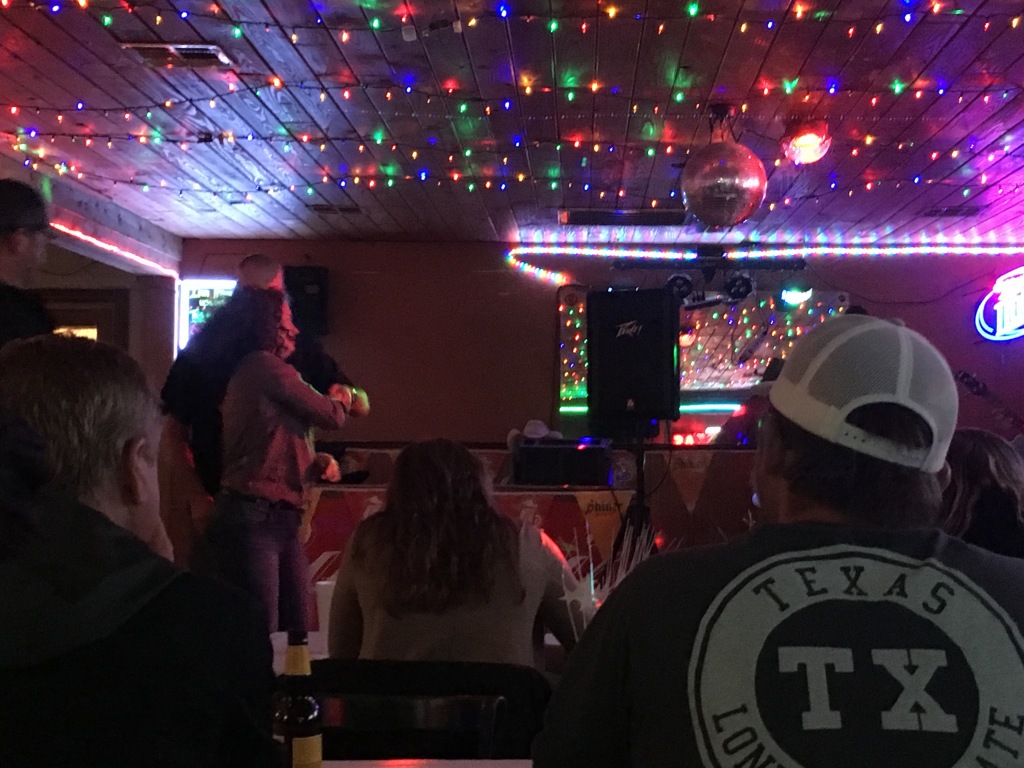 2019/03(March)/Carson-band-gigs/1024x768_2019-03-30-Carson-band-4-Travis-Suzi.JPG
