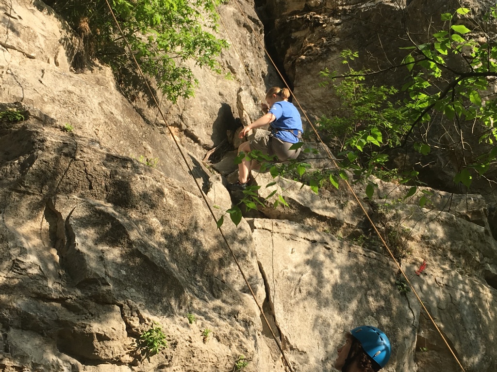 2019/03(March)/Crew8787-Rock-Climbing/1024x768_2019-03-30-Crew8787-rock-climbing-09-Emily.JPG
