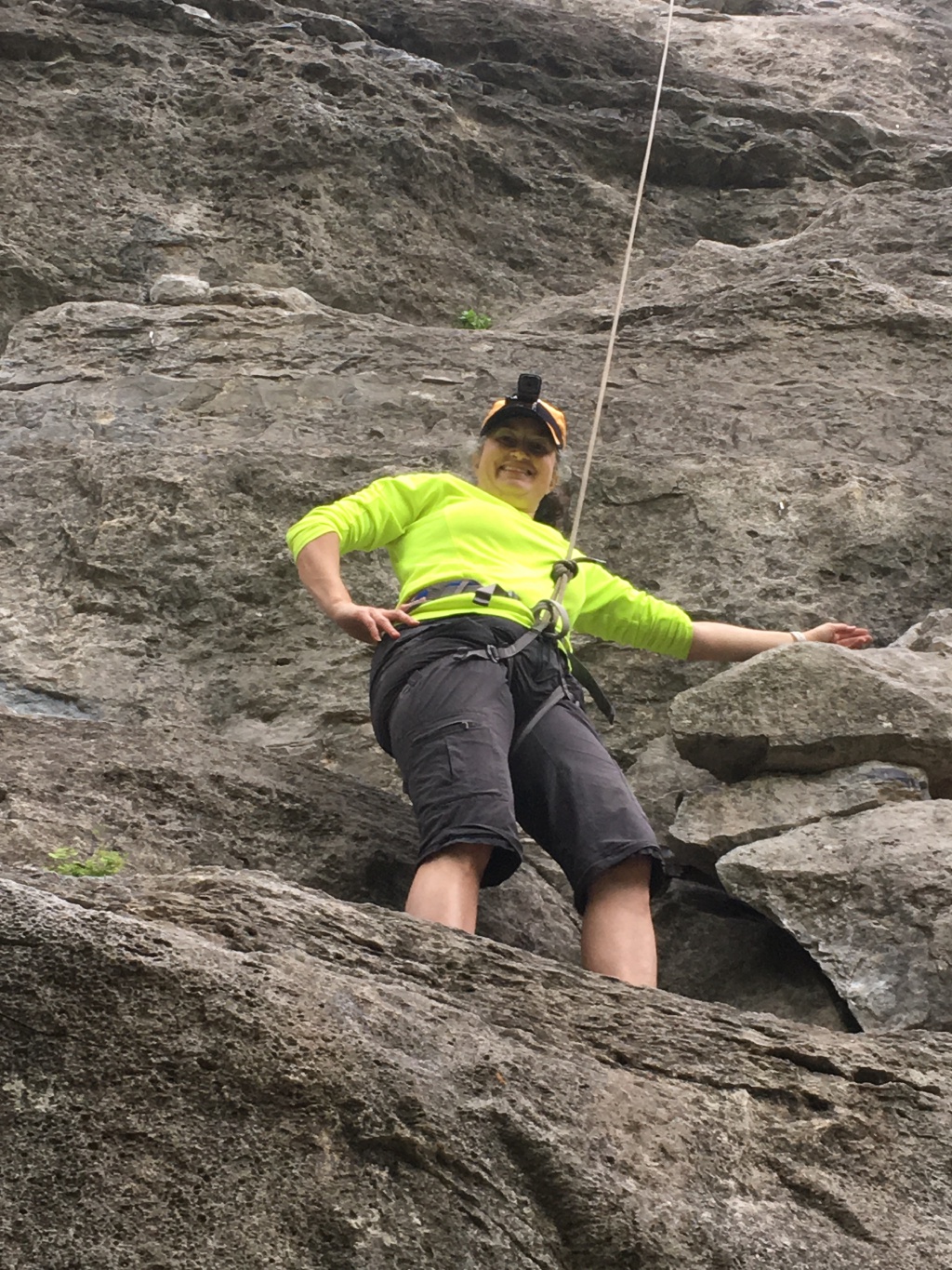 2019/03(March)/Crew8787-Rock-Climbing/1024x768_2019-03-30-Crew8787-rock-climbing-25-Suzi.JPG