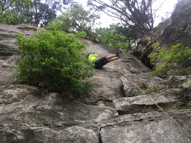 2019/03(March)/Crew8787-Rock-Climbing/640x480_2019-03-30-Crew8787-rock-climbing-13-Suzi.JPG