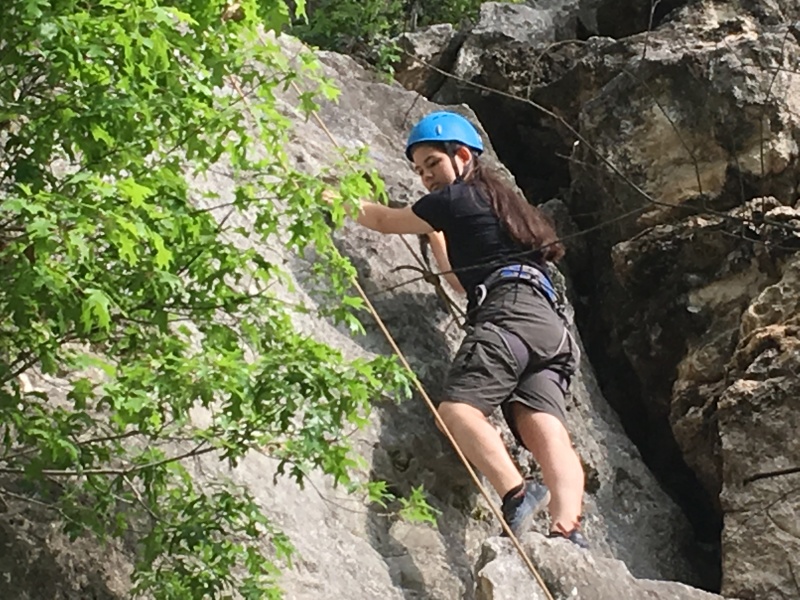 2019/03(March)/Crew8787-Rock-Climbing/800x600_2019-03-30-Crew8787-rock-climbing-10-Addison.JPG